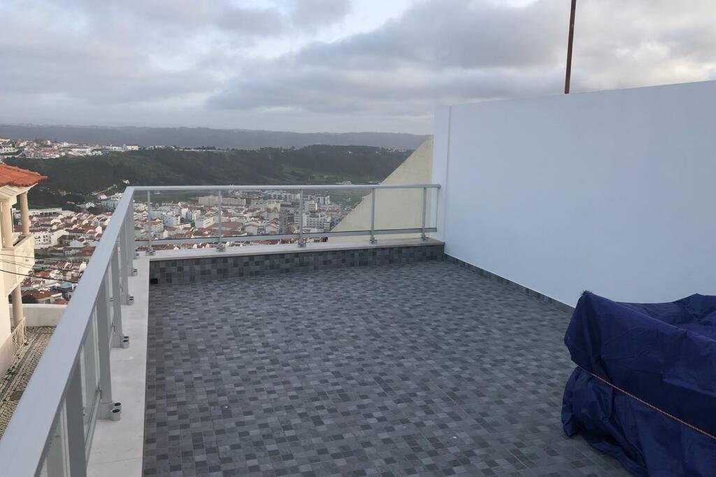 Canelle Apartamento Com Terraco Назаре Экстерьер фото